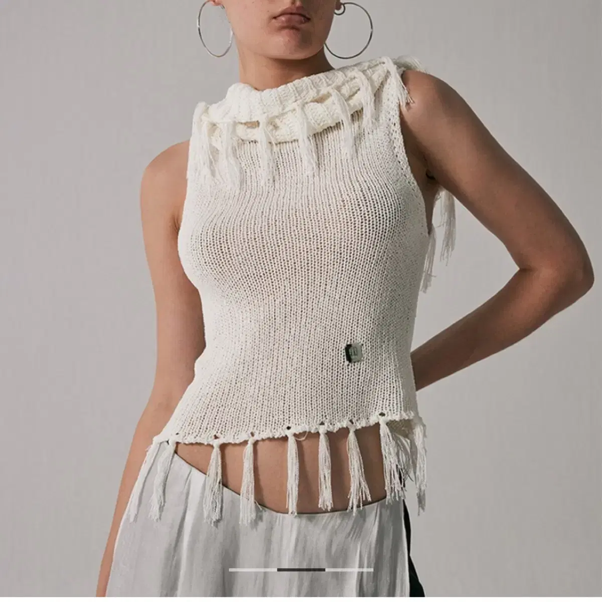 트리밍버드 Tassel Open Shoulder Knit [White ]